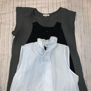 ‼️SOLD‼️ Blouse Bundle (3)